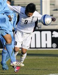 四日市中央工・田村、12分で/高校サッカー